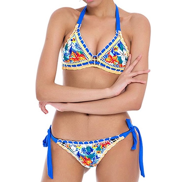 Boutique Other - Hibiscus Crochet Halter Cheeky Bikini
